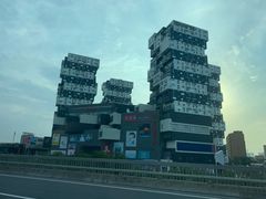 -资和信百货商场