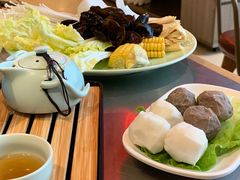 -潮界(LU·ONE凯德晶萃广场店)