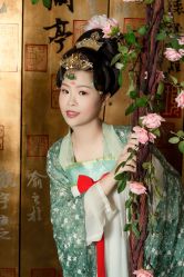 -盘子女人坊生日照·摄影馆(浦东店)