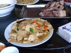 -蒙古缘饭店(额尔古纳云杉宾馆店)