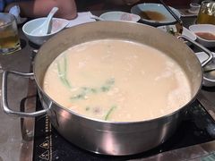 -捞王锅物料理(上海世茂广场店)