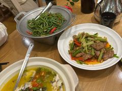 -海派美食·家宴海鲜青岛菜·石锅鲽鱼头(东方城店)