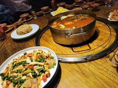 -亮欢寨酸汤鱼(沙冲路店)