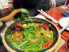 -沙胆彪炭炉牛杂煲(上海日月光广场店)