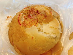黑洋酥月饼-白玉兰传统小吃