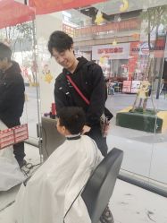 -乾健·烫染·接发SALON