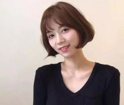 -时尚殿堂明星门店