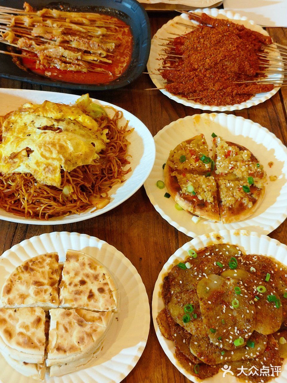 肉香不怕巷子深！四城泗烧烤(卧龙寺店) 