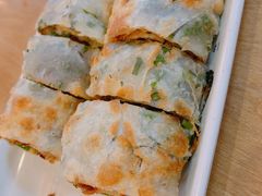 葱饼卷牛肉-台北楚楚园馅饼粥(虹桥南丰城店)