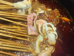 -两三事小郡肝串串香火锅(桂庙店)