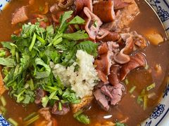 卤煮火烧-门框胡同百年卤煮(新街口店)