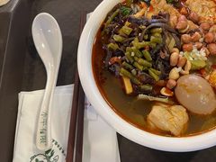 -水平有限螺蛳粉(宏达大厦店)