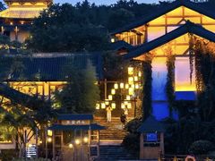 -茅山东方盐湖城景区