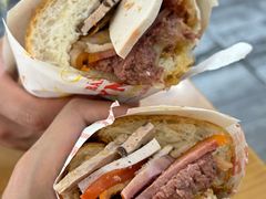 -Bánh Mì Huynh Hoa