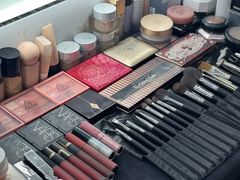 -ME觅妆·定制美妆·彩妆私教(菱角湖店)