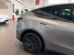 -TESLA 特斯拉(北京南四环中路特斯拉中心)