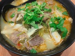 酸菜鱼米线-老妈米线(港龙店)