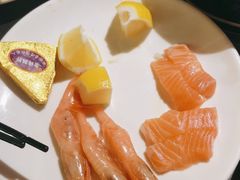 -钱小奴海鲜自助黑金店(杭州滨江龙湖店)