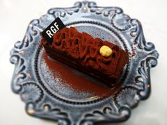-RGF(巨鹿路店)