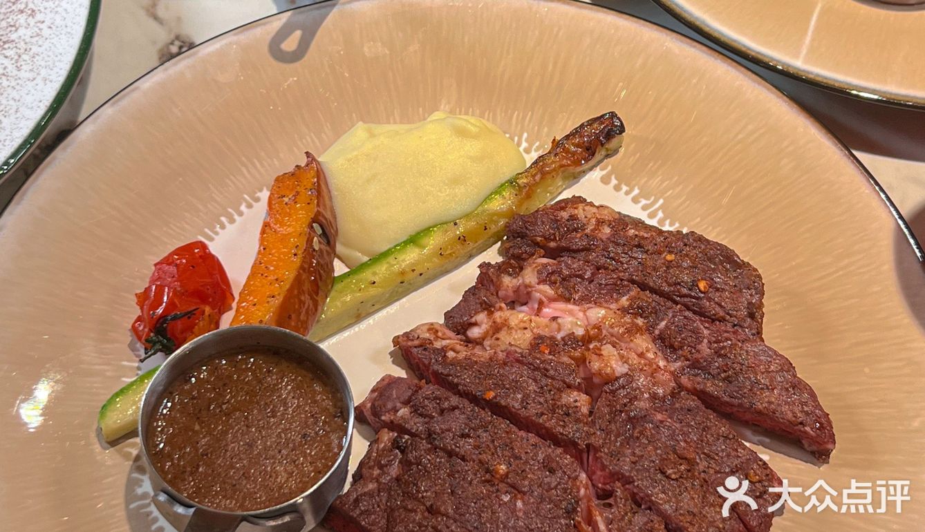 小情侣约会💕快来高新天街的纽玩呀🥰