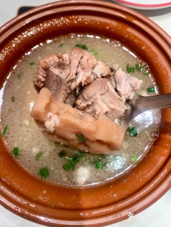 #0元玩转这座城  这家餐厅装修温馨，干净整洁