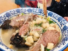 羊肉泡馍-刘信牛羊肉小炒泡馍(回民街店)