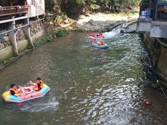 -藏龙百瀑风景区