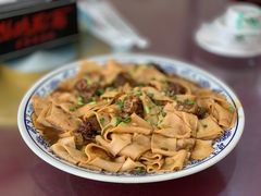 -壹阁胡羊焖饼(特色小吃街店)