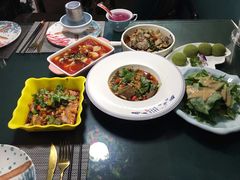 -忘忧草融合私房菜(红鼎国际店)