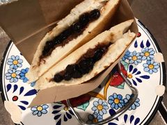 -Benjamin Browns Bistro & Bakery