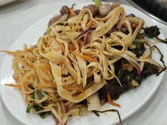 -70後铁锅炖(坡博总店)