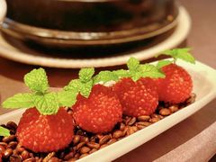 -榕树下·茶生活美学空间(江东中路店)