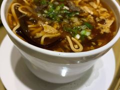 酸辣汤-鼎泰丰(嘉年华•海信广场VILLAGE店)