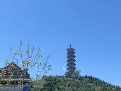 -鸡鸣山旅游风景区