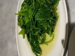 -渝信川菜 · 川味家常菜(财富购物中心店)