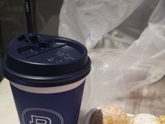 -巴黎贝甜(大宁国际商业广场店)