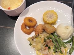 -涨巢·潮玩水疗局