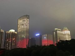 -万绿园
