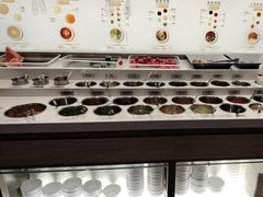 -海底捞火锅(杭州庆春路夜宵主题店)