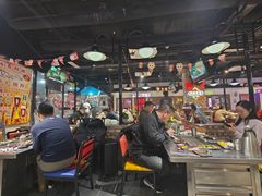 -马路牙子烧烤音乐酒馆(望京店)