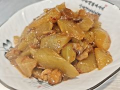 莴苣烧牛筋-大隐隐于市私房菜(保和小区店)