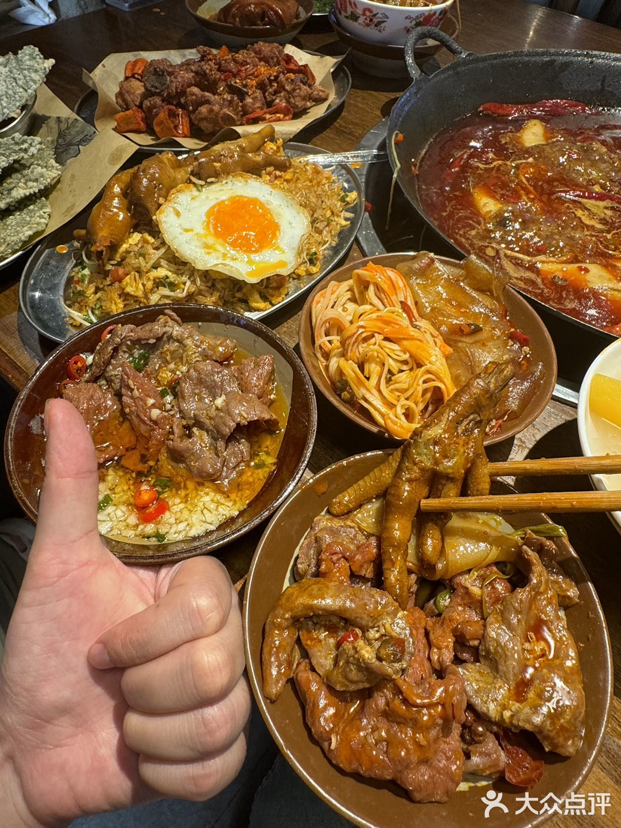 真的是江汉路最好吃的重庆火锅！！！