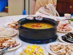 -菌之家·专业纯野生菌火锅·特色炒菌