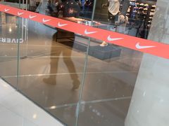 -耐克(恒隆广场店)