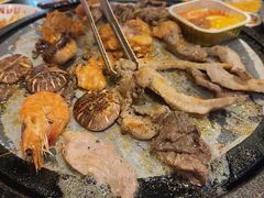 -哈哈碳都·牛肋条无限自助烤肉(宝龙店)