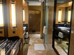 -中山利和希尔顿酒店