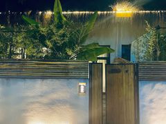 -悟空山宿陨石私汤温泉酒店(神舟大道地铁站店)