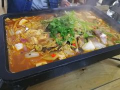 木屋秘制炭火烤鱼-浔味·山屿湖·正宗淳牌全鱼宴老字号