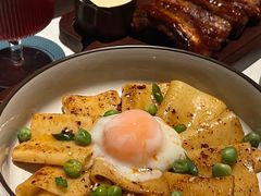 -Mogul Eatery·大亨餐酒馆