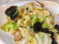 貂蝉包菜-六和聚传统烤鸭.天津菜(和平店)